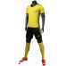 Футбольная форма мужская желтого цвета