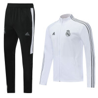 Реал Мадрид Спортивный костюм бело-черный сезон 2020-2021