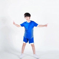 Ярко-синяя футбольная форма для ребенка